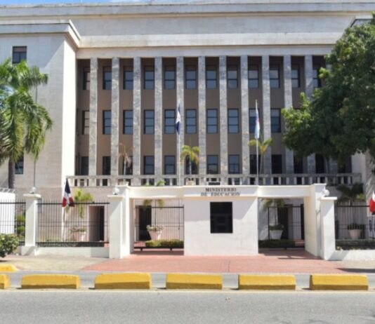 Evaluación de Desempeño Docente concluye exitosamente sexta etapa con 78,462 docentes evaluados