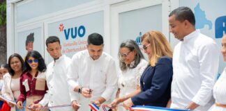Ministerio de la Juventud inaugura Ventanilla Única de Oportunidades en Azua y entrega 150 becas Generación STEAM