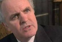 Muere actor James Handy tras ser apuñalado