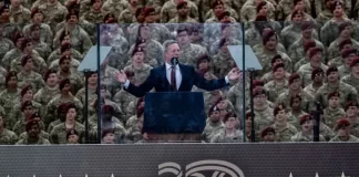 Dimite el secretario del Ejército de Estados Unidos tras las tensiones con el secretario de Guerra