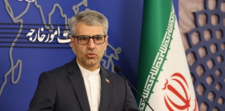 Irán tacha de «infundadas» las acusaciones de EAU de ataque con misiles balísticos