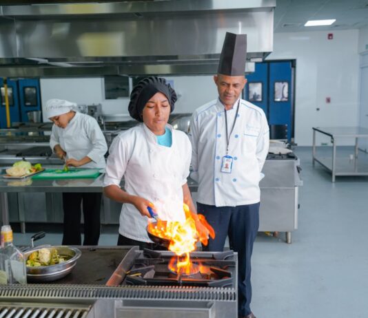 Anuncian cupos para carreras técnicas de alta demanda en hotelería y turismo en Higuey