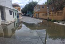 Denuncian que en el Ensanche Isabelita 1, en SDE, imbornales están tapados