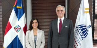 Educación recibe visita de embajadora de Estados Unidos y abordan áreas de cooperació