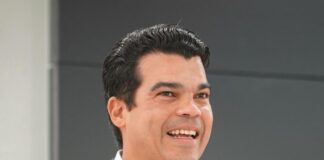 Wellington Arnaud encabeza percepción de funcionarios más eficientes, según SONDEOS