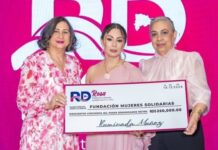 Iluminada Muñoz dona 500 mil pesos a dos fundaciones en apoyo a la lucha contra el cáncer